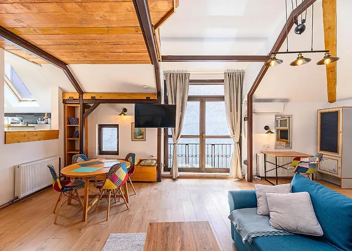 Castelului - Casa Aeon 布拉索夫